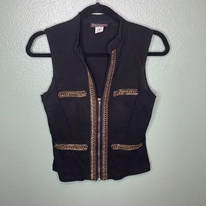 Cute blouse for a night out!